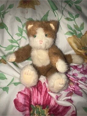 Boyds Bears Brown Plush Cat with Green Eyes and Pink Nose
